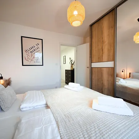 Lägenhet Modern Karpatska - Near Center *