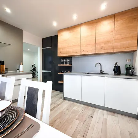 Apartament Modern Karpatska - Near Center Koszyce