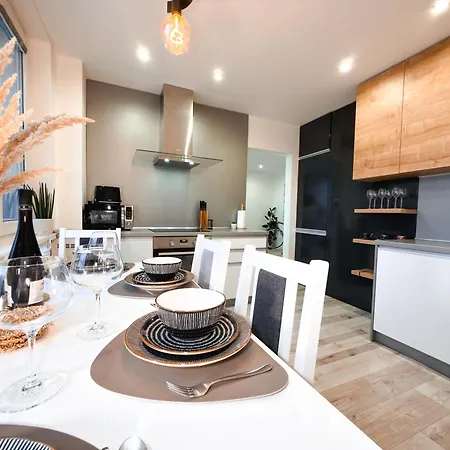 Modern Karpatska - Near Center Lägenhet *