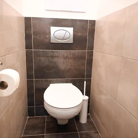 Modern Karpatska - Near Center Lägenhet