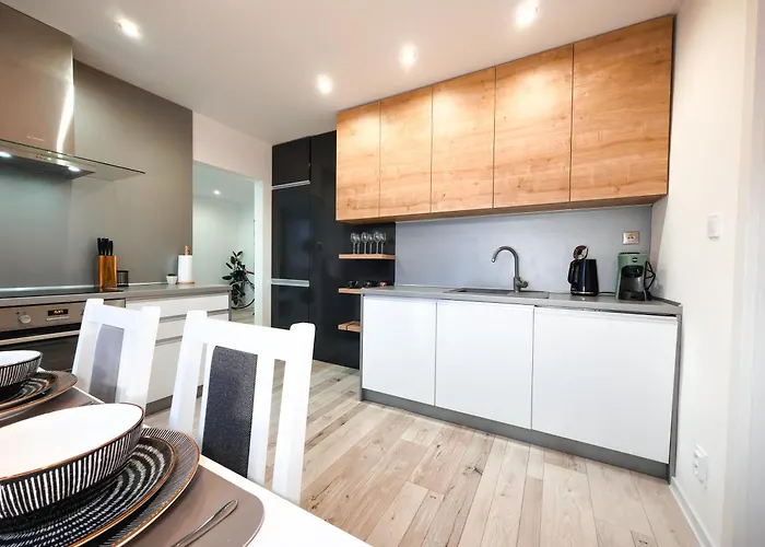 Апартаменты Modern Karpatska - Near Center Кошице