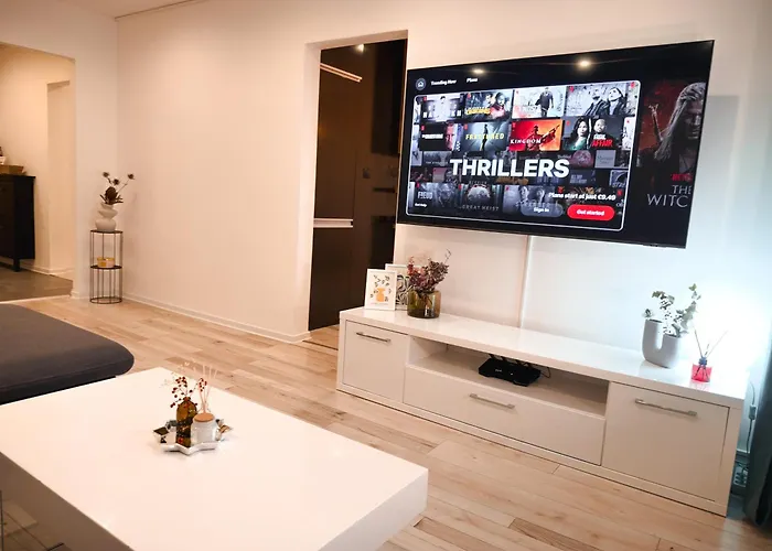 Modern Karpatska - Near Center Апартаменты *