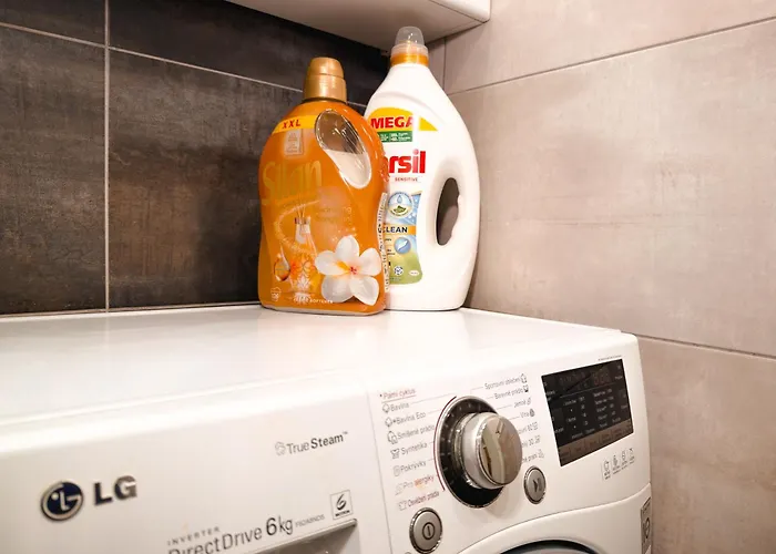 Апартаменты Modern Karpatska - Near Center